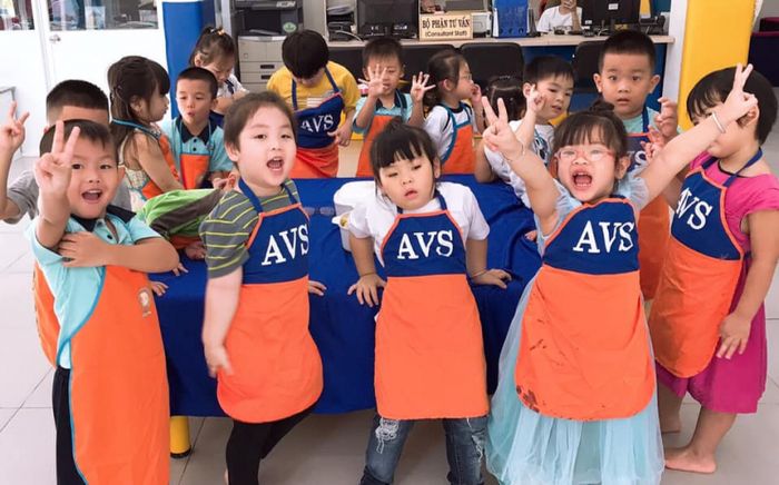 Hoạt động vui chơi sáng tạo tại AMIS