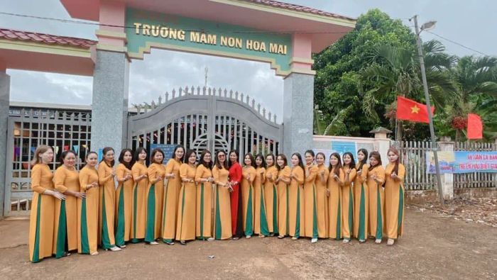 Trường Mầm Non Hoa Mai - Hình ảnh sống động về ngôi trường hạnh phúc với những khoảnh khắc học tập và vui chơi đáng nhớ của các bé.