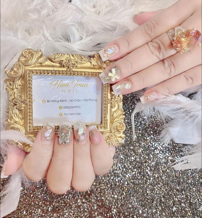 Thực hành kỹ thuật nail chuyên nghiệp tại Hiền Trần Nail