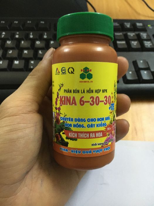 Hình ảnh phân bón NPK KINA 6-30-30 - Bí quyết cho vườn hồng rực rỡ