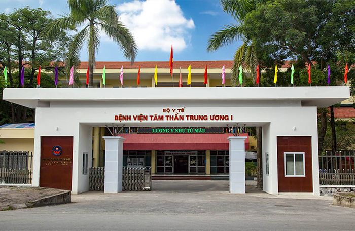 Khuôn viên xanh mát tại Bệnh viện Tâm thần Trung ương I