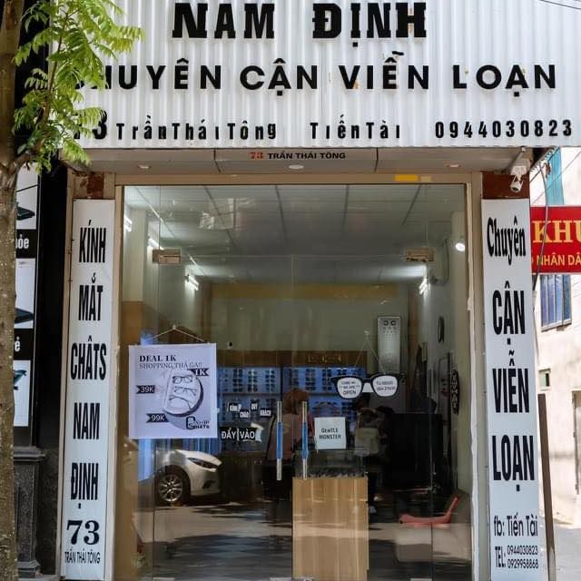 [Hình ảnh] Chats Optical - Không gian mua sắm trẻ trung và tiện nghi
