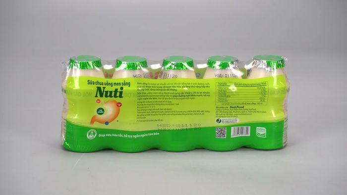 Hình ảnh chân thực Sữa chua uống men sống Nuti