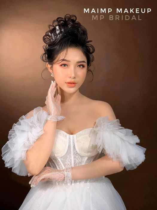 Hình ảnh thực tế lớp học tại Mai MP Makeup