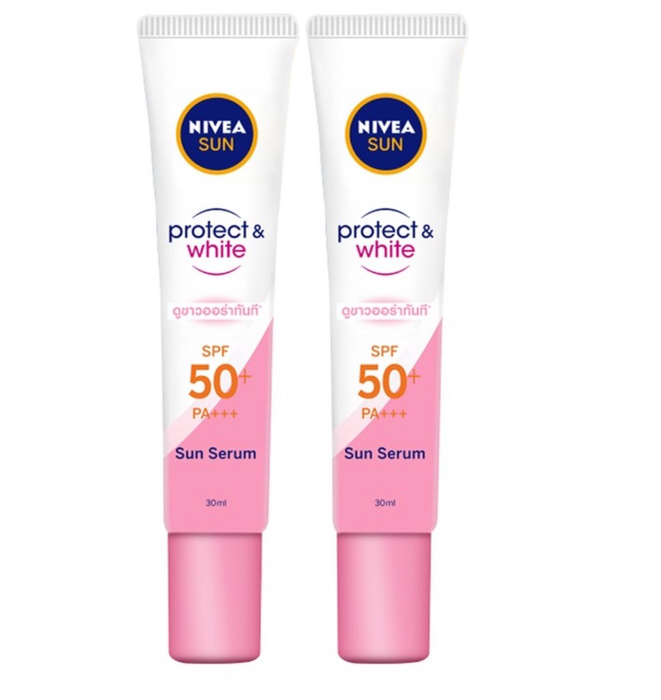 Nivea Serum Chống Nắng Dưỡng Trắng - Hình ảnh 1: Thiết kế chai nhỏ gọn màu trắng xanh sang trọng, dễ dàng mang theo bên mình