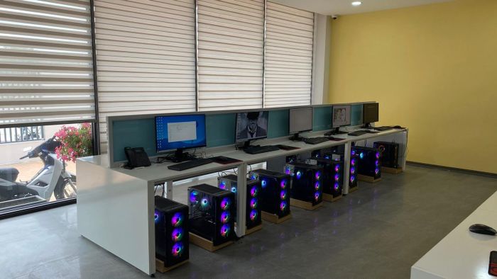 Góc nhìn nghệ thuật về Miền Trung Computer (Ảnh 2)