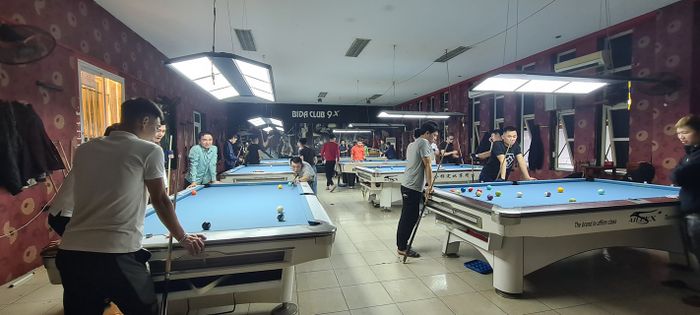 Không gian hiện đại và trẻ trung tại Billiard Club 9x