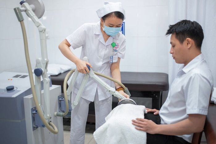 Hình ảnh phòng siêu âm hiện đại tại Bệnh viện Đa khoa Vạn Hạnh