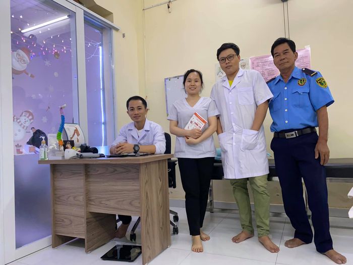 Hình ảnh thực tế về Phòng khám Chuyên khoa Y học cổ truyền - Vật lý trị liệu Hữu Phước, không gian trị liệu đạt chuẩn với trang thiết bị chuyên dụng.