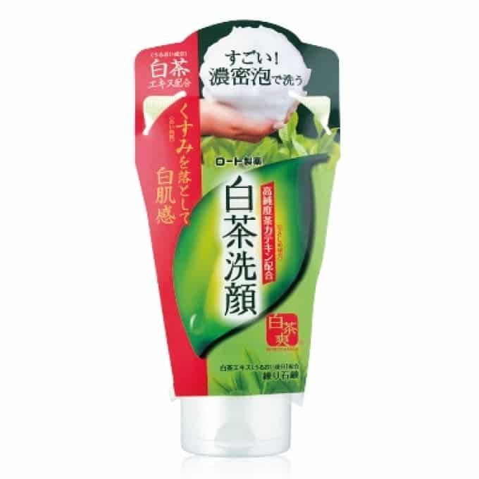 Hình ảnh chân thực Rohto Shirochasou Green Tea Foam - Sữa rửa mặt dạng kem xanh dịu nhẹ, giúp làm sạch sâu mà không làm mất đi độ ẩm tự nhiên của da.