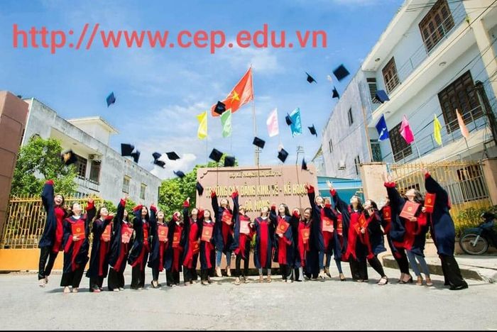 Thư viện hiện đại với nguồn tài liệu phong phú tại Cao đẳng Kinh tế - Kế hoạch