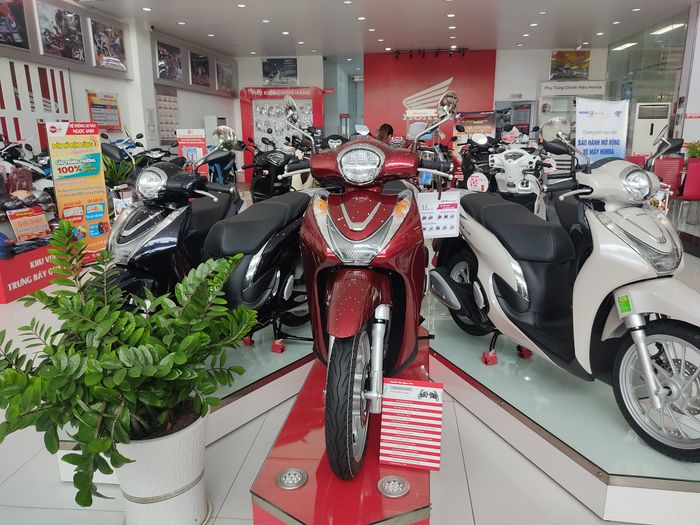 Khu vực dịch vụ và bảo dưỡng chuyên nghiệp tại Honda Tân Ngọc Anh