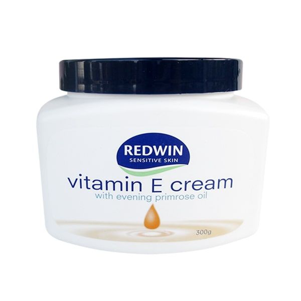 Bộ sưu tập hình ảnh kem dưỡng Redwin Vitamin E đa góc nhìn