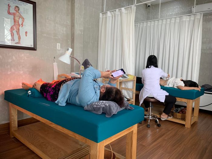 Hình ảnh không gian trị liệu tại Phòng Khám Đông Y Lasenta
