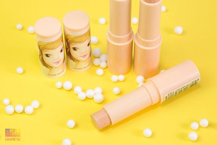Hình ảnh thực tế Etude House Kissful Lip - hiệu ứng che phủ tự nhiên