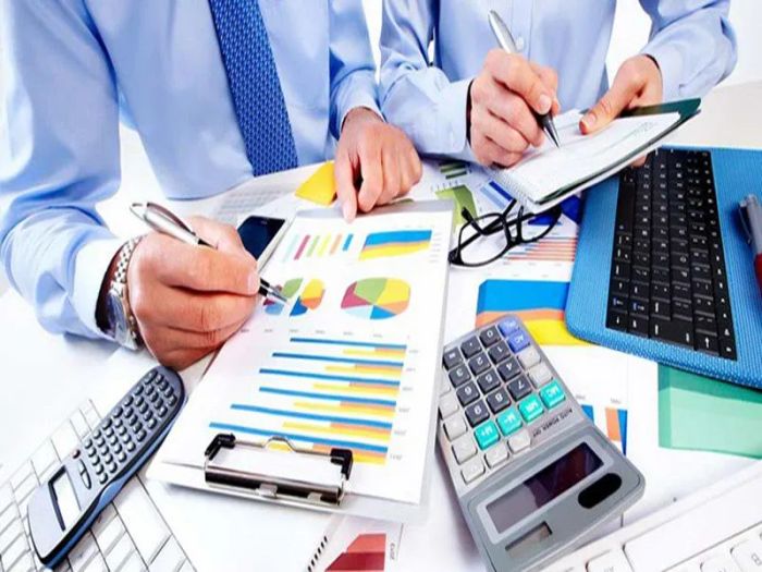 Hình ảnh hoạt động chuyên môn tại Công ty Tư Vấn Phú Hưng
