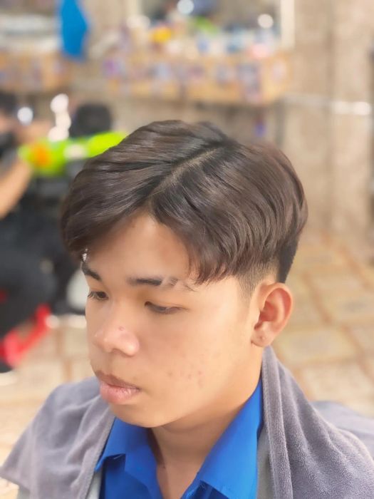Barber shop Minh Tâm - Ảnh 3: Góc nhìn chân thực về không gian ấm cúng và phong cách làm việc chuyên nghiệp