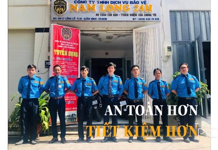 Hình ảnh đội ngũ bảo vệ tinh nhuệ của Nam Long 24H trong trang phục chỉnh chu