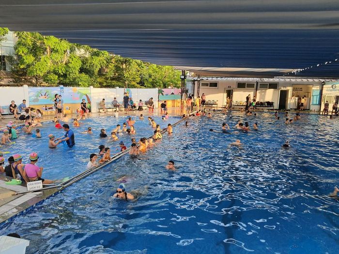 Hình ảnh cơ sở vật chất hiện đại tại Trường THPT Nguyễn Trường Tộ