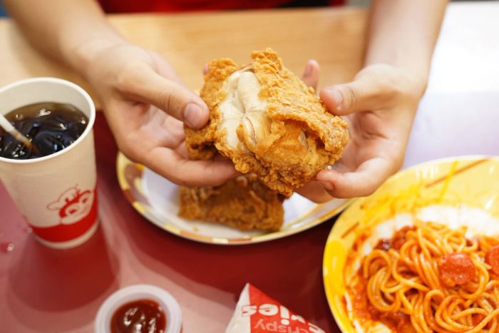 Những phần ăn chất lượng với giá cả hợp lý tại Jollibee