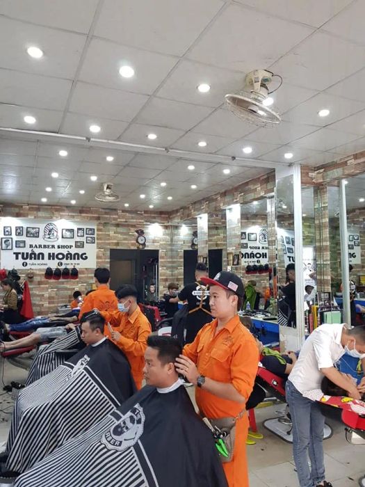 Hình ảnh không gian sang trọng tại Barber Tuấn Hoàng