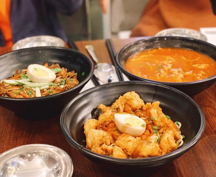 Không gian ấm cúng đậm chất Hàn tại Seoul Soul Chicken