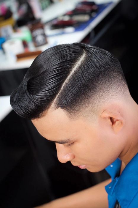 GOLD BarberShop - Ảnh 2: Không gian sang trọng cùng những đường cắt tóc tỉ mỉ, thể hiện đẳng cấp của một barbershop chuyên nghiệp