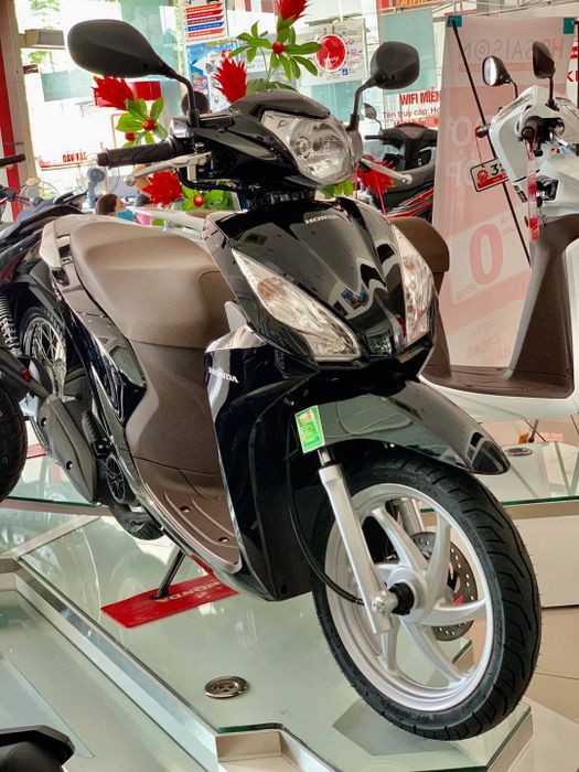 Hình ảnh showroom Honda Hải Mơ với đầy đủ các dòng xe mới nhất
