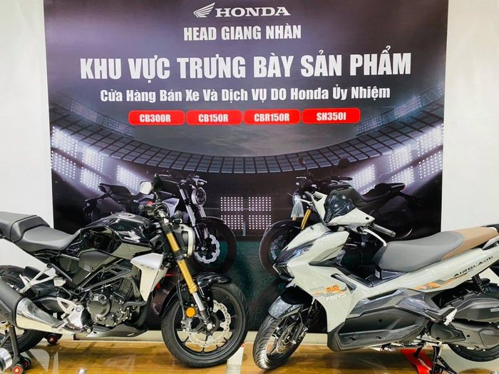 Không gian trưng bày xe hiện đại tại HEAD Giang Nhàn