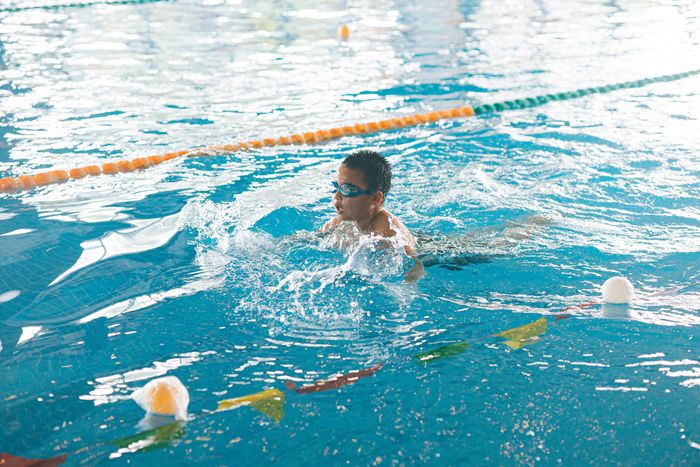 Hình ảnh học viên thực hành tại Pool Plus