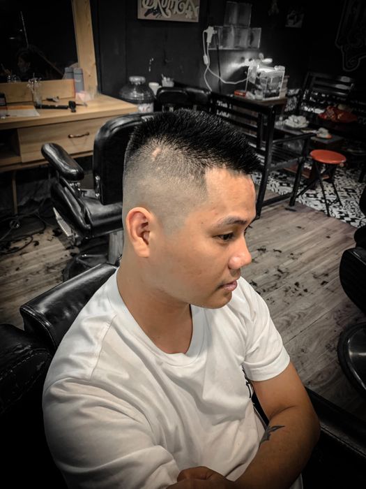 Nghệ thuật cắt tóc chuyên nghiệp tại KING VAU