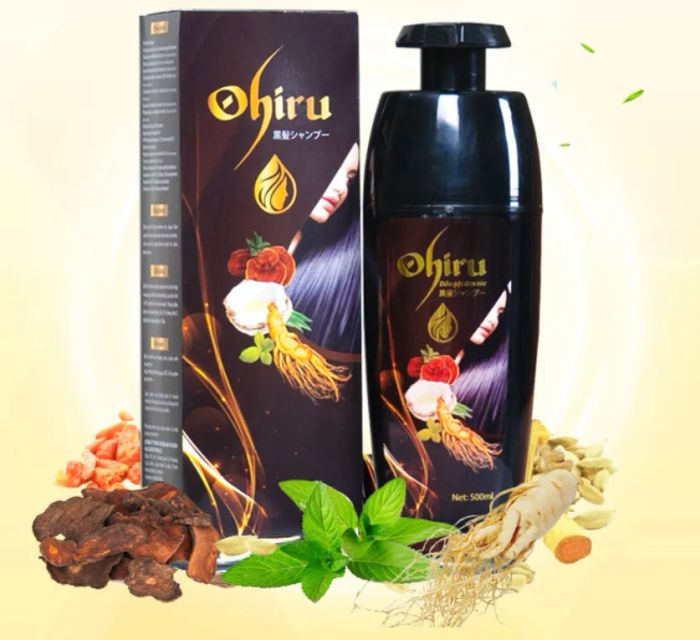Hình ảnh thực tế dầu gội Ohiru đang được sử dụng