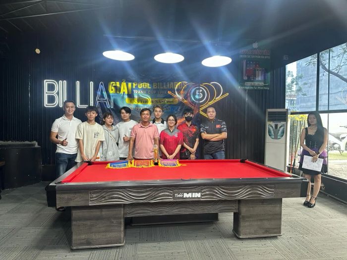 Góc chơi bida chuyên nghiệp tại 1.9.9X Billiards Club - Ảnh 2