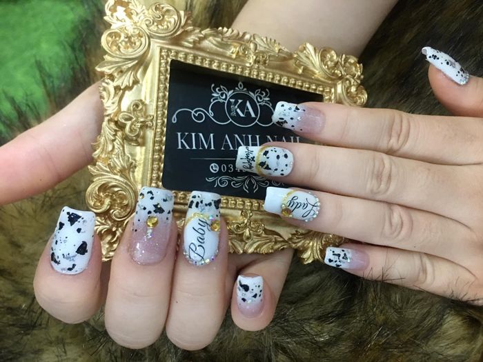 Kim Anh Nail - Không Gian Sáng Tạo Đầy Cảm Hứng
