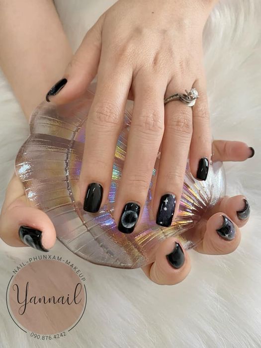 Yan Nail - Không Gian Sáng Tạo Đầy Cảm Hứng
