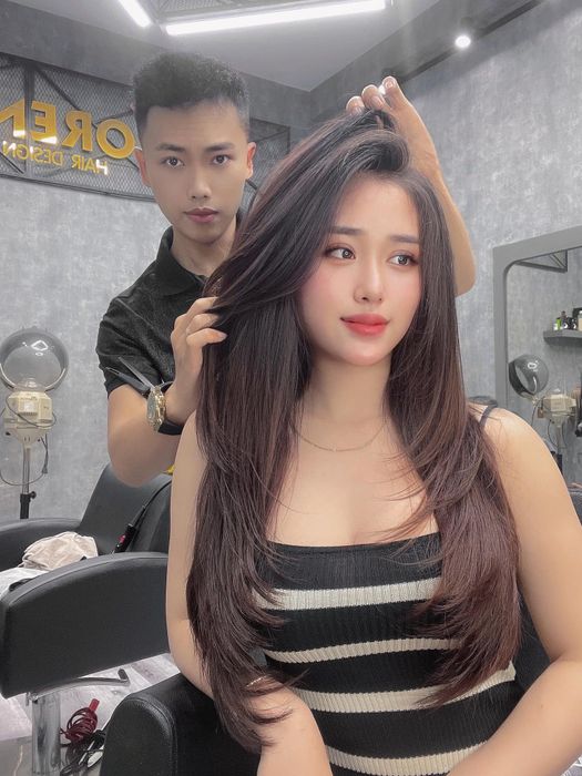 Hình ảnh thực tế về phong cách làm việc chuyên nghiệp tại HOÀNG KỲ
