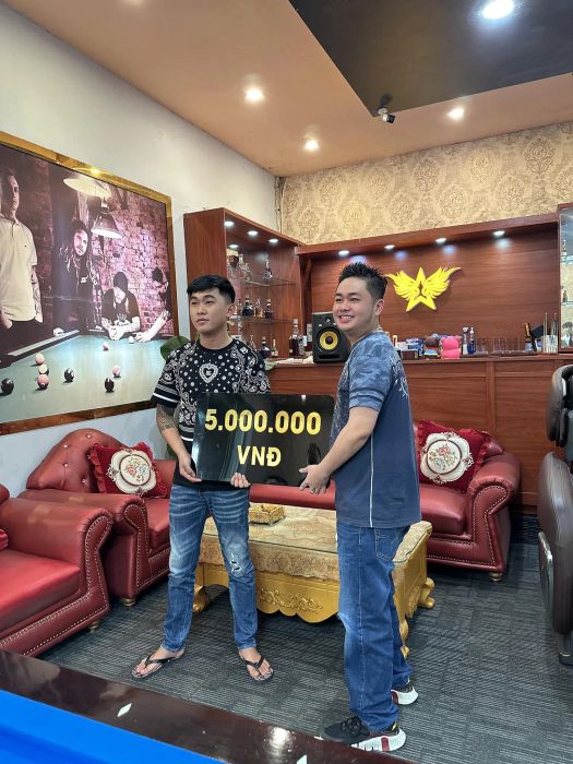 Góc nhìn toàn cảnh về sân chơi đẳng cấp tại Holiday Billiards