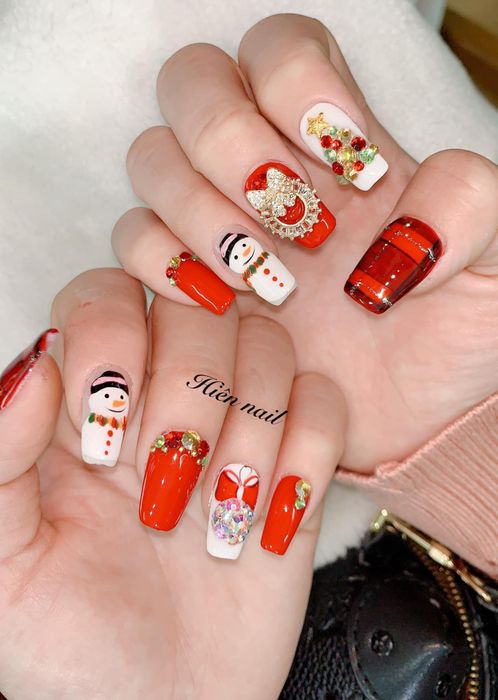 Hiên Nail - Tác Phẩm Nghệ Thuật Trên Từng Bộ Móng