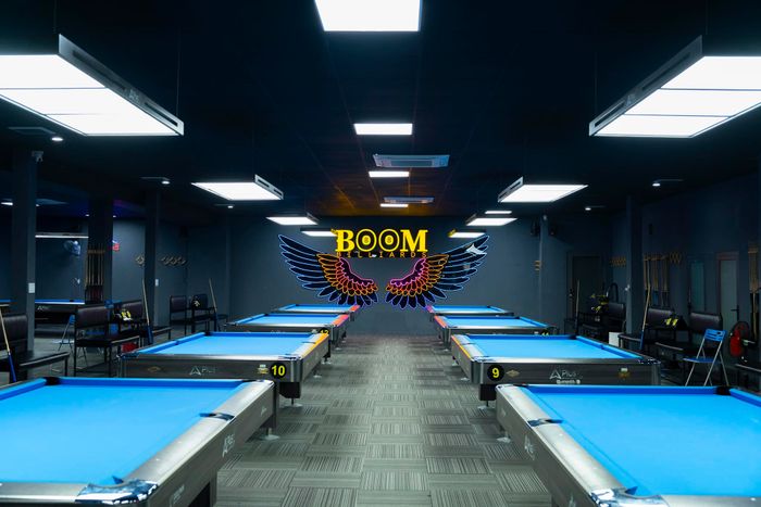Góc chơi bida cao cấp tại Boom Billiards