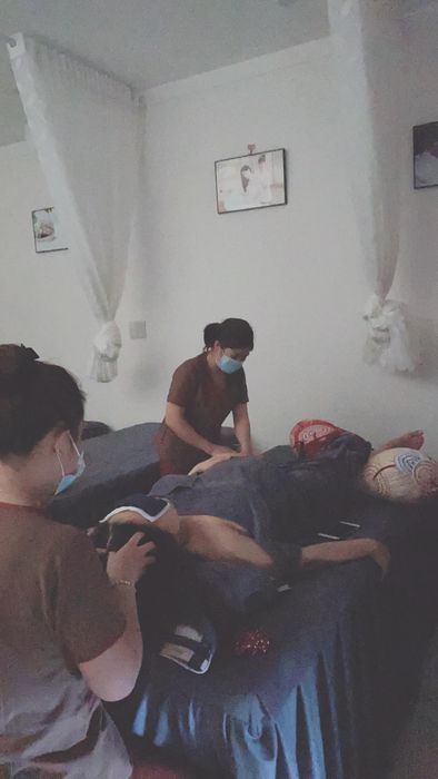 Không gian chăm sóc ấm cúng tại Happy Mom Care Spa
