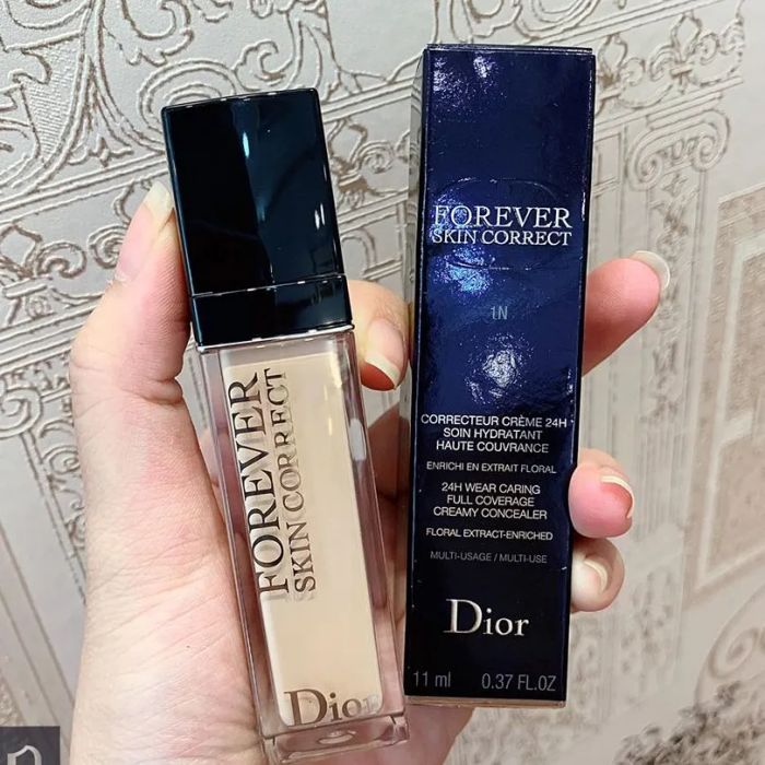 Hình ảnh minh họa hiệu quả Kem Che Khuyết Điểm Dior Forever Skin Correct