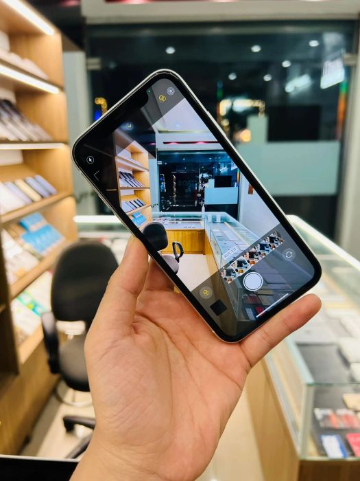 Không gian làm việc chuyên nghiệp tại ITaos Mobile Shop