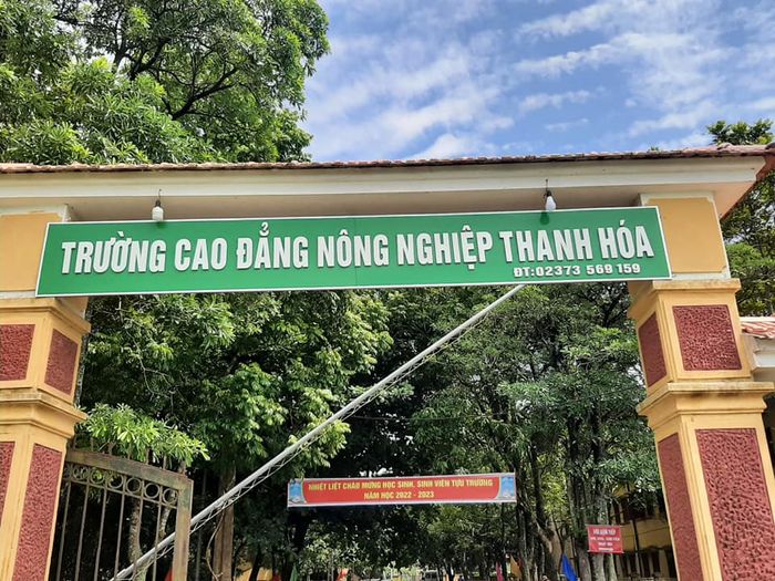 Hình ảnh khuôn viên xanh mát Trường Cao Đẳng Nông Nghiệp Thanh Hóa