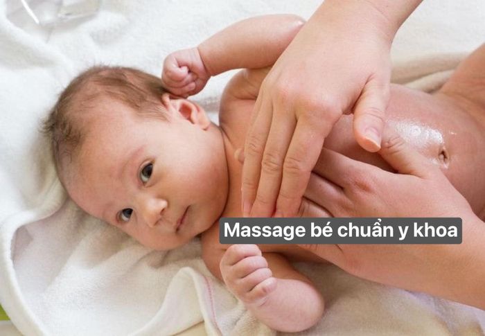 Hình ảnh liệu trình massage thư giãn cho mẹ tại Mẹ Nit
