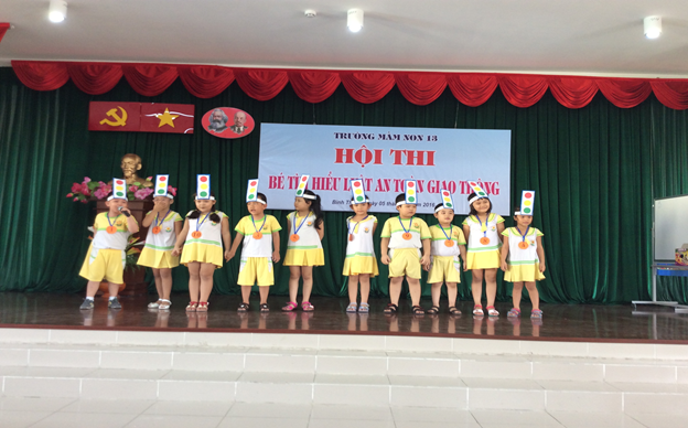 Khuôn viên xanh mát tại Trường Mầm Non 13