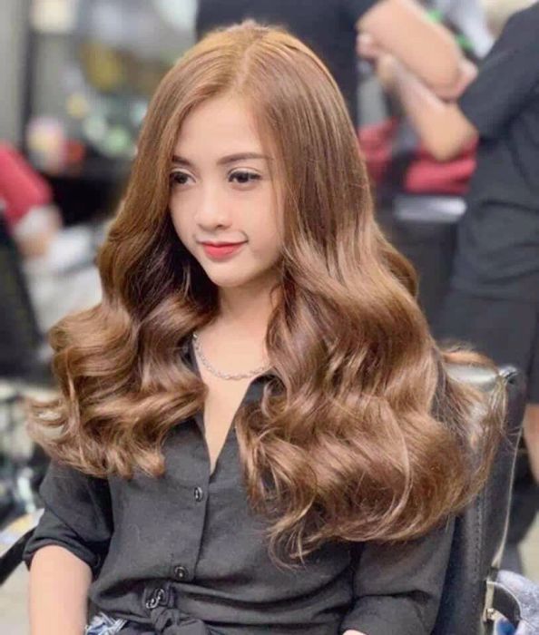 Hình ảnh Nối Tóc Vinh Nguyễn - Không gian sang trọng đạt chuẩn quốc tế