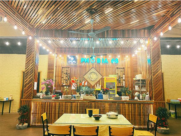 Không gian tiện nghi và ấm cúng tại Phố Bia 68 - Ảnh 2