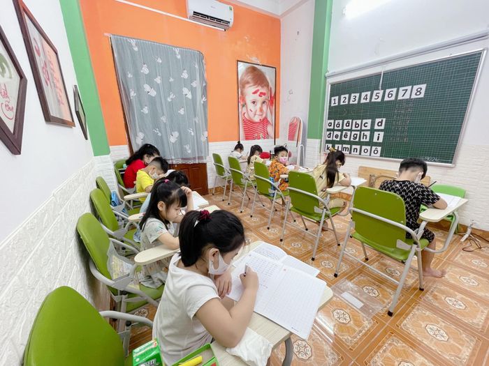 Không gian học tập hiện đại tại Trung Tâm Hồng Linh