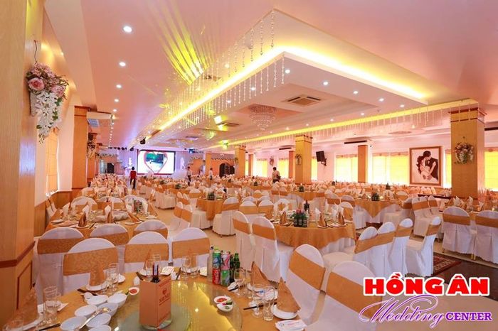 Trung Tâm Tiệc Cưới Hồng Ân hình ảnh 1