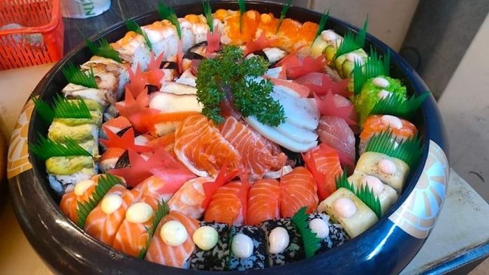 Thiên Du Sky Sushi - Không gian ẩm thực Nhật thanh lịch